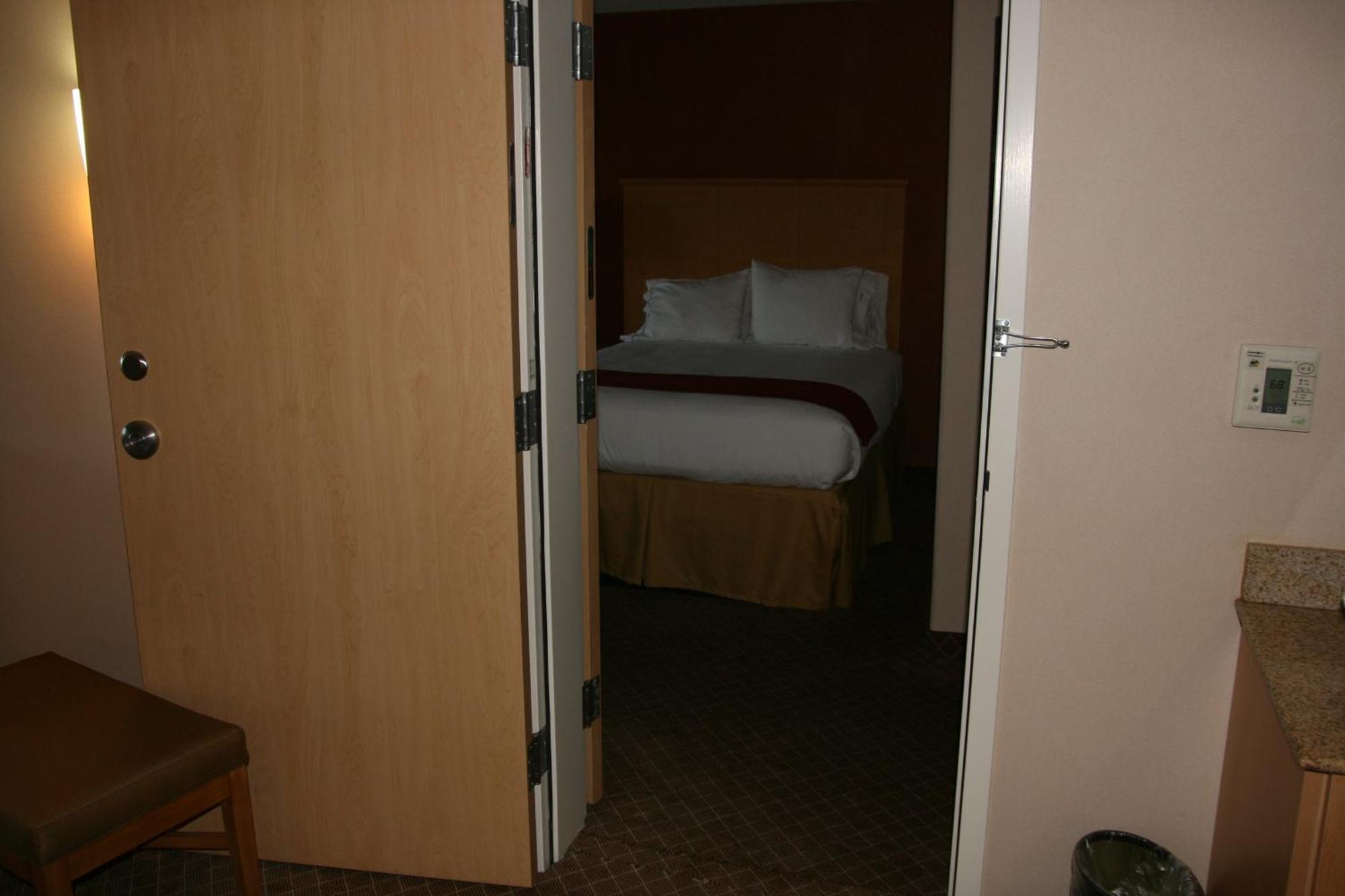 Holiday Inn Express Stockton Southeast By Ihg Eksteriør billede