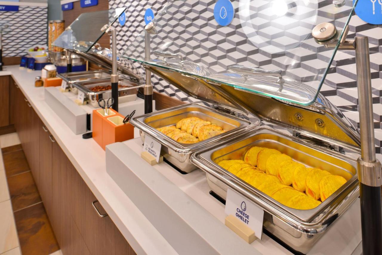 Holiday Inn Express Stockton Southeast By Ihg Eksteriør billede